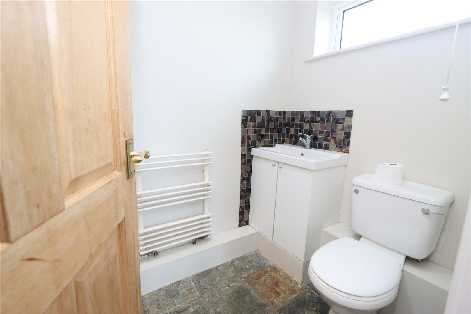 3 bed property in Milestone Drive, Stourbridge
